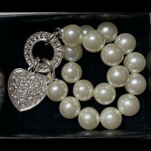 Stretch Heart Charm Bracelet